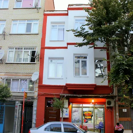 Tolga Apart
